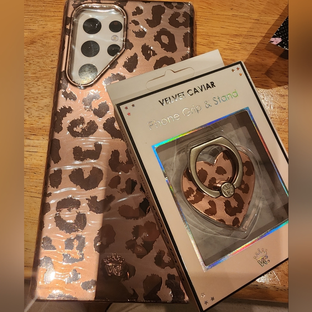 Velvet Caviar Leopard Print Phone Case and Grip